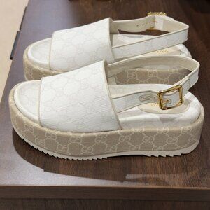 GUCCI - GG Supreme Platform Sandals Size IT 35